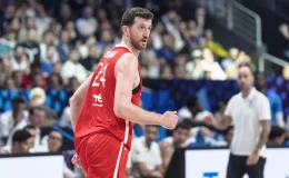 Ercan Osmani, Yunanistan’a Karşı Kariyer Rekorunu Egale Etti ve Maçın Adamı Seçildi!